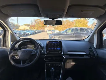 2021 Ford EcoSport - image 9