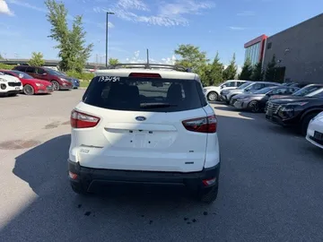 2019 Ford EcoSport - image 6