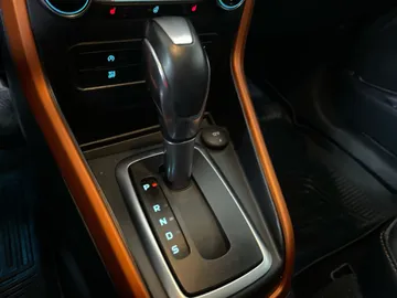 2018 Ford EcoSport - image 29