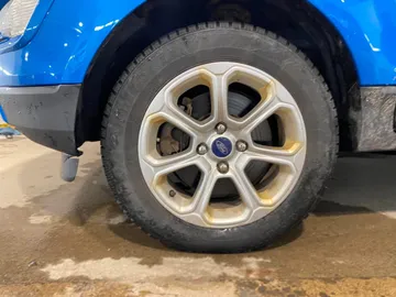 2018 Ford EcoSport - image 8