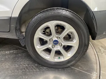 2018 Ford EcoSport - image 7