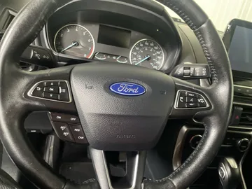 2018 Ford EcoSport - image 18