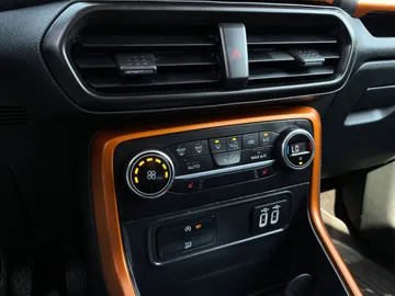 2021 Ford EcoSport - image 20