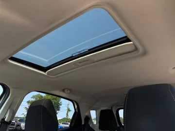 2021 Ford EcoSport - image 6