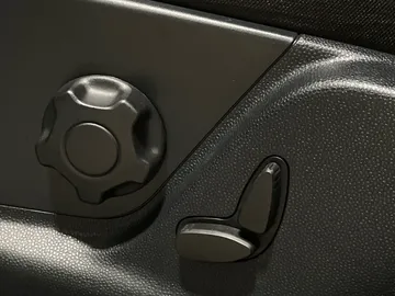 2020 Ford EcoSport - image 19