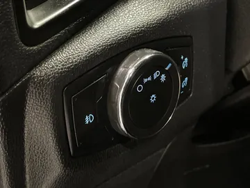 2022 Ford EcoSport - image 29
