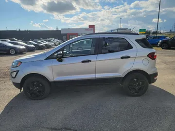 2021 Ford EcoSport - image 4