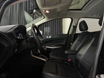 2021 Ford EcoSport - image 3