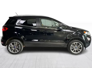 2021 Ford EcoSport - image 2