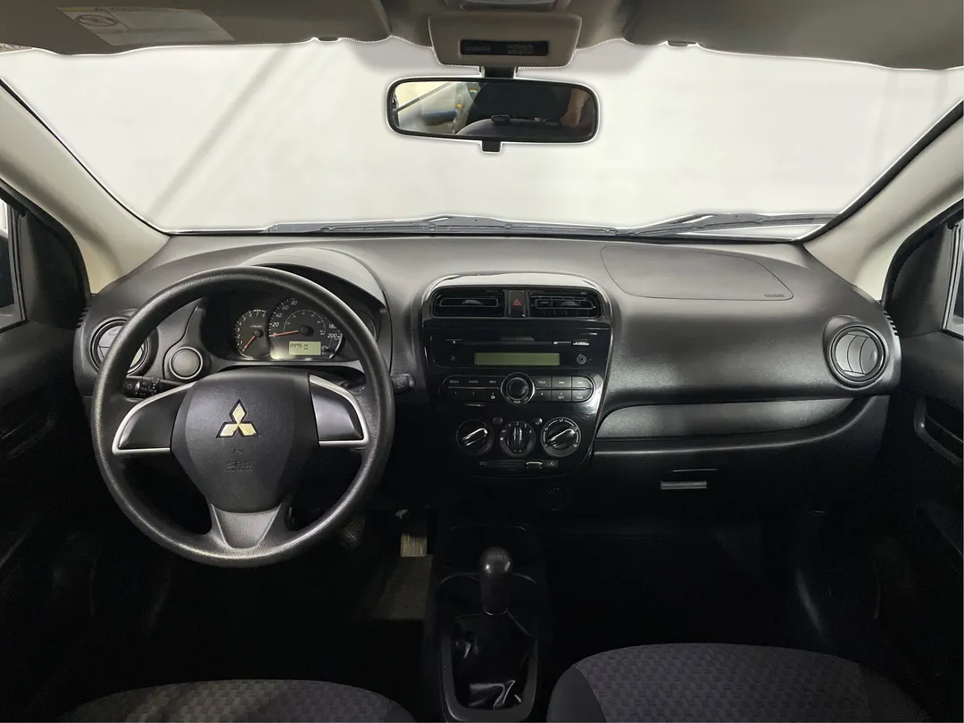 2017 Mitsubishi Mirage — photo 4