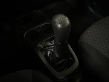 2017 Mitsubishi Mirage - image 19