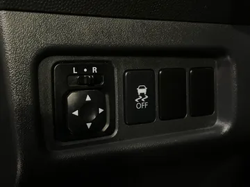 2017 Mitsubishi Mirage - image 18