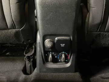2021 Ford Transit Connect Wagon - image 28