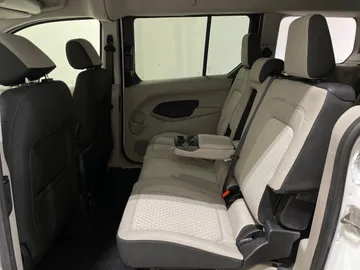 2020 Ford Transit Connect Wagon - image 15