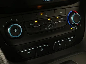 2023 Ford Transit Connect Van - image 20