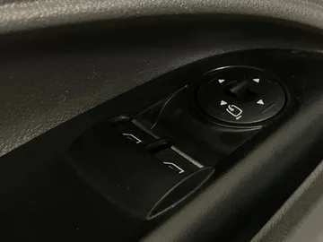 2023 Ford Transit Connect Van - image 17
