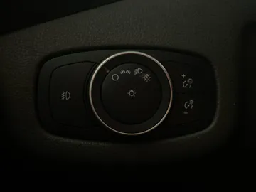 2021 Ford Transit Connect Van - image 14