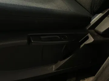 2020 Ford Transit Connect Van - image 16