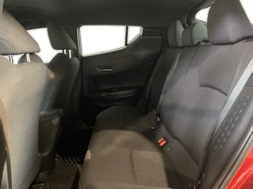 2019 Toyota C-HR - image 11