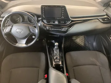 2019 Toyota C-HR - image 18