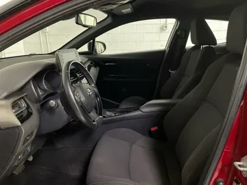 2019 Toyota C-HR - image 3