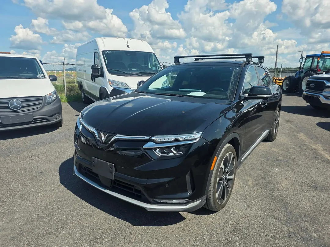 2023 VinFast VF 8 for sale - photo 3