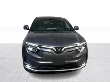 2024 VinFast VF 8 - image 9