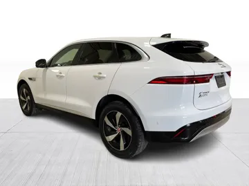 2021 Jaguar F-PACE - image 12