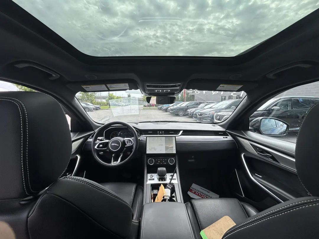 2022 Jaguar F-PACE P250 R-Dynamic S AWD, photo 8