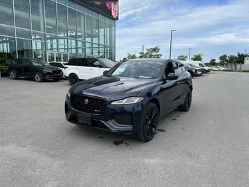 2022 Jaguar F-PACE - image 3
