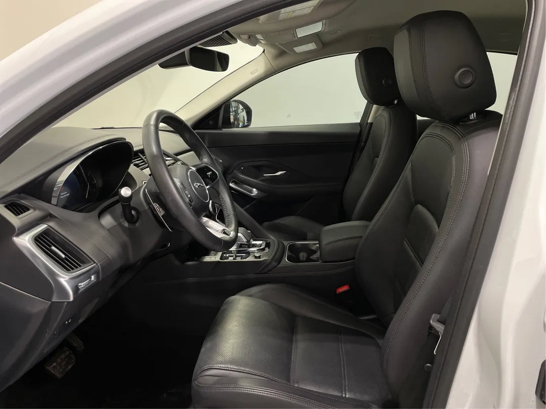 2023 Jaguar E-PACE — photo 3