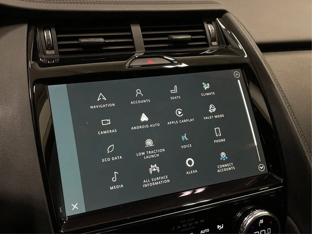 2023 Jaguar E-PACE — photo 6