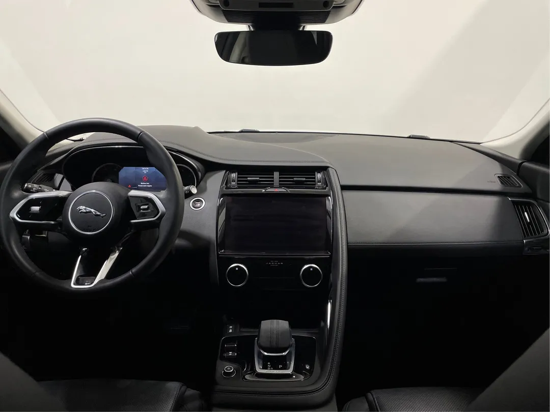 2023 Jaguar E-PACE — photo 4