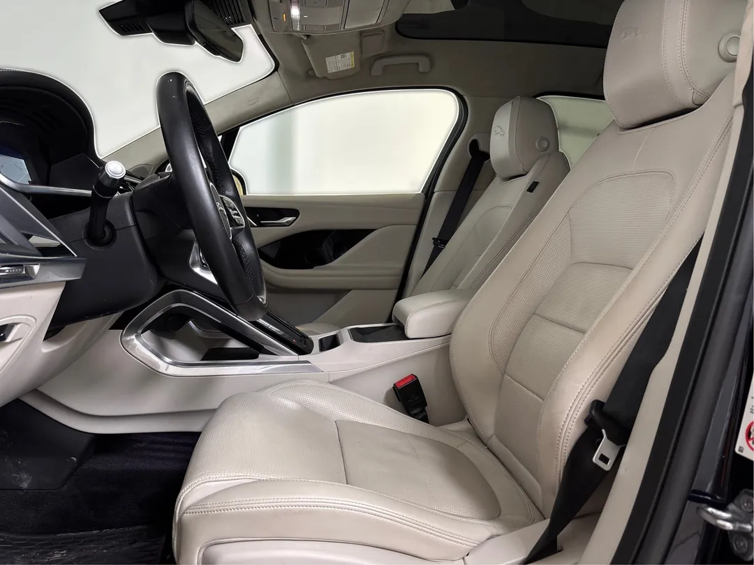 2022 Jaguar I-PACE — photo 3