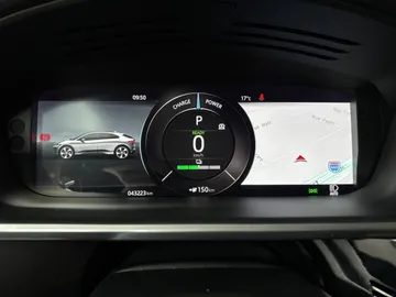 2022 Jaguar I-PACE - image 17
