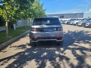 2023 Land Rover Discovery Sport - image 6