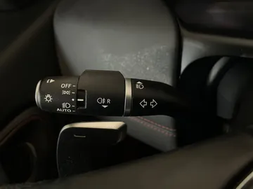 2023 Land Rover Discovery Sport - image 19
