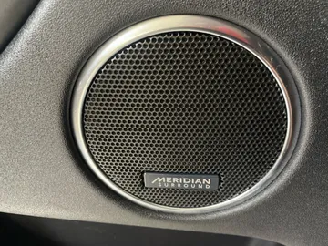 2023 Land Rover Discovery Sport - image 30