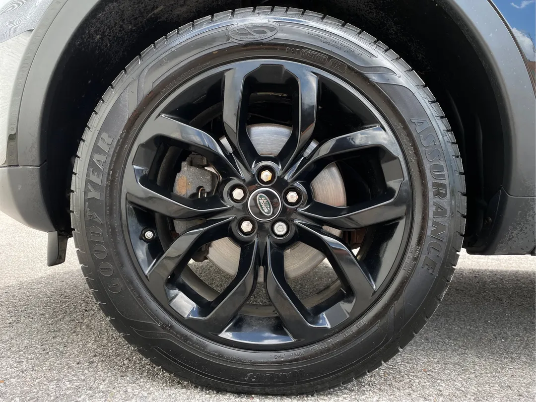2018 Land Rover Discovery Sport — photo 6