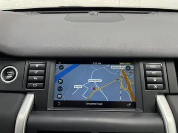 2018 Land Rover Discovery Sport - image 22