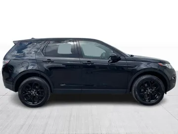 2018 Land Rover Discovery Sport - image 2
