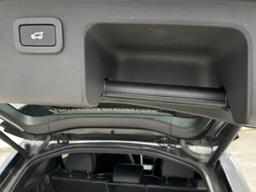 2018 Land Rover Discovery Sport - image 21