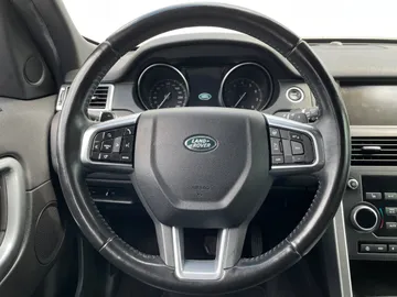2018 Land Rover Discovery Sport - image 18