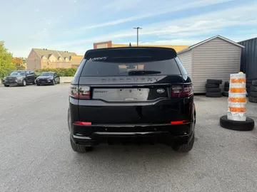 2023 Land Rover Discovery Sport - image 4