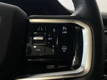 2023 Land Rover Discovery Sport - image 30