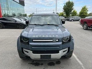 2024 Land Rover Defender - image 2