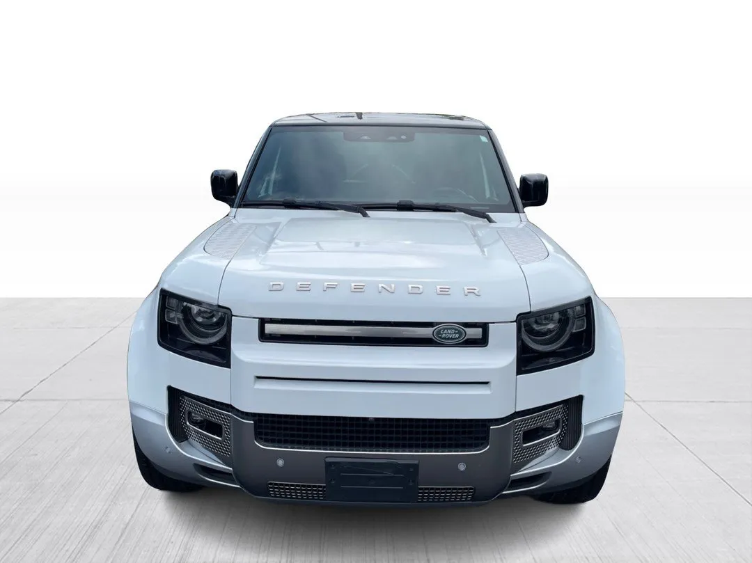 2023 Land Rover Defender 130 SE AWD, photo 8