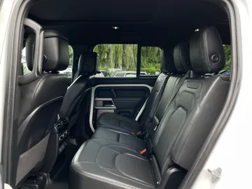 2023 Land Rover Defender - image 16