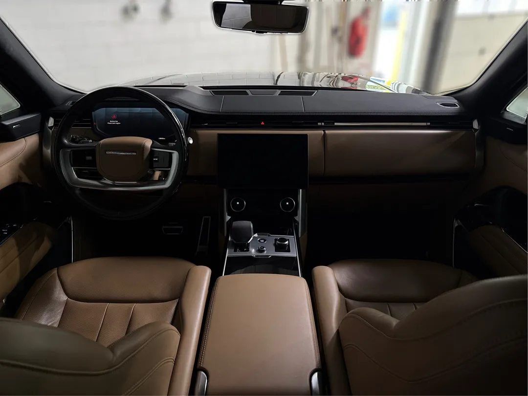 2023 Land Rover Range Rover — photo 4