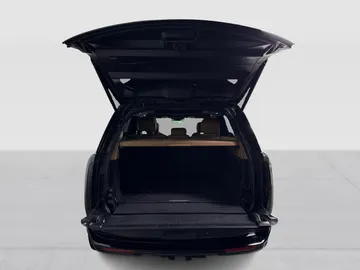 2023 Land Rover Range Rover - image 13